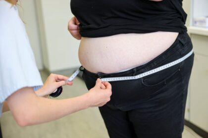 El ayuno intermitente no es mejor que una dieta clásica para perder peso, según la mayor revisión de la evidencia disponible | Salud y bienestar