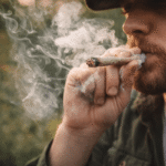 Un estado prohíbe el cannabis para fumar: el impacto en tiendas y consumidores