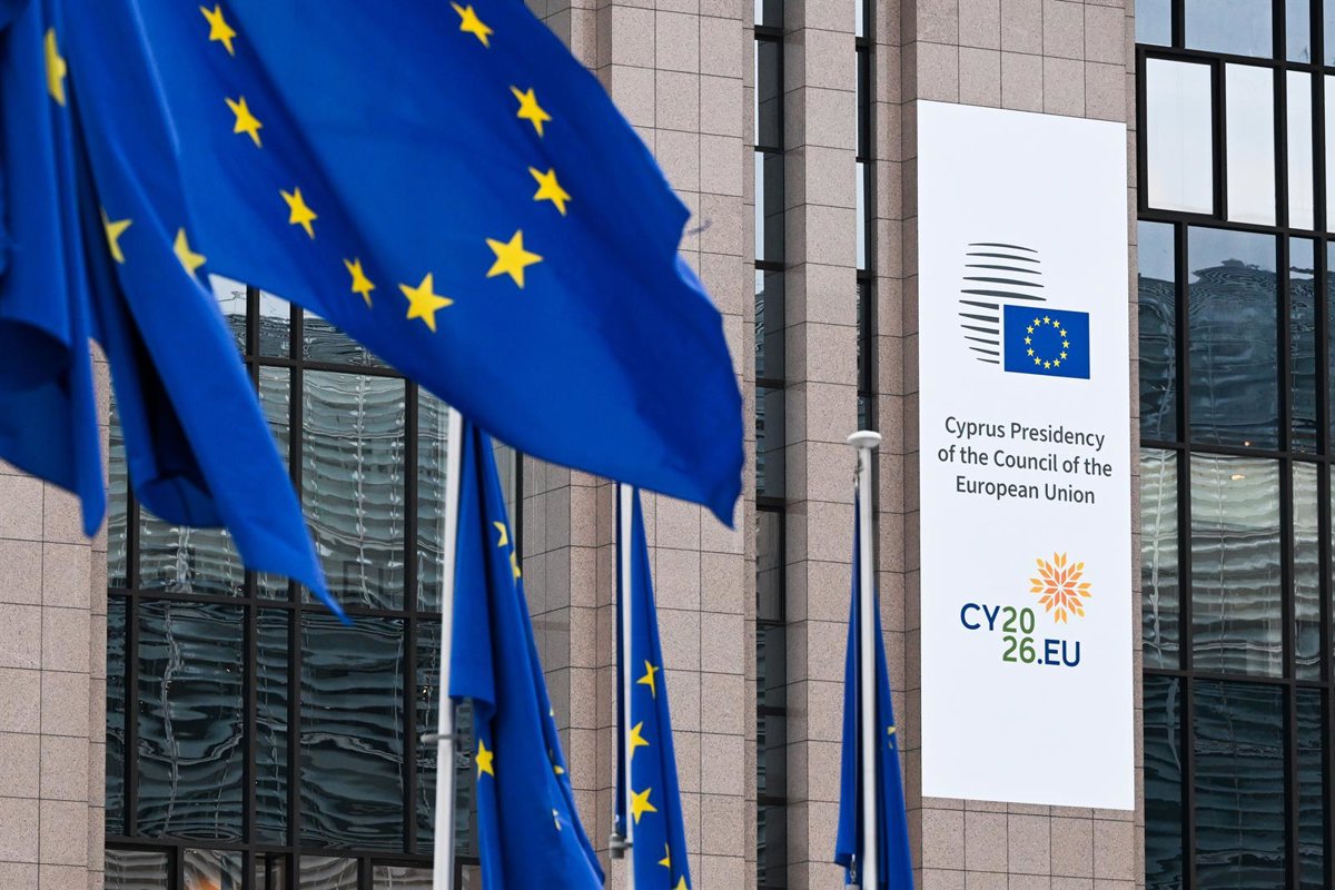 Un acuerdo comercial entre la UE y EEUU para reducir aranceles y fortalecer la cooperación.