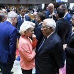 Imagen de un asentamiento ilegal en Cisjordania, con viviendas y territorio ocupado.