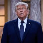 El presidente de EEUU y el portavoz de Exteriores de Irán firman un acuerdo de paz.