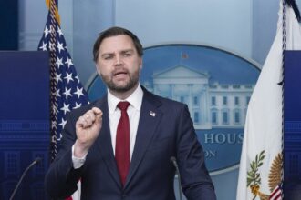Vance en rueda de prensa en la Casa Blanca sobre acuerdo con Irán