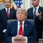 Donald Trump durante un anuncio oficial sobre política exterior y acuerdos comerciales